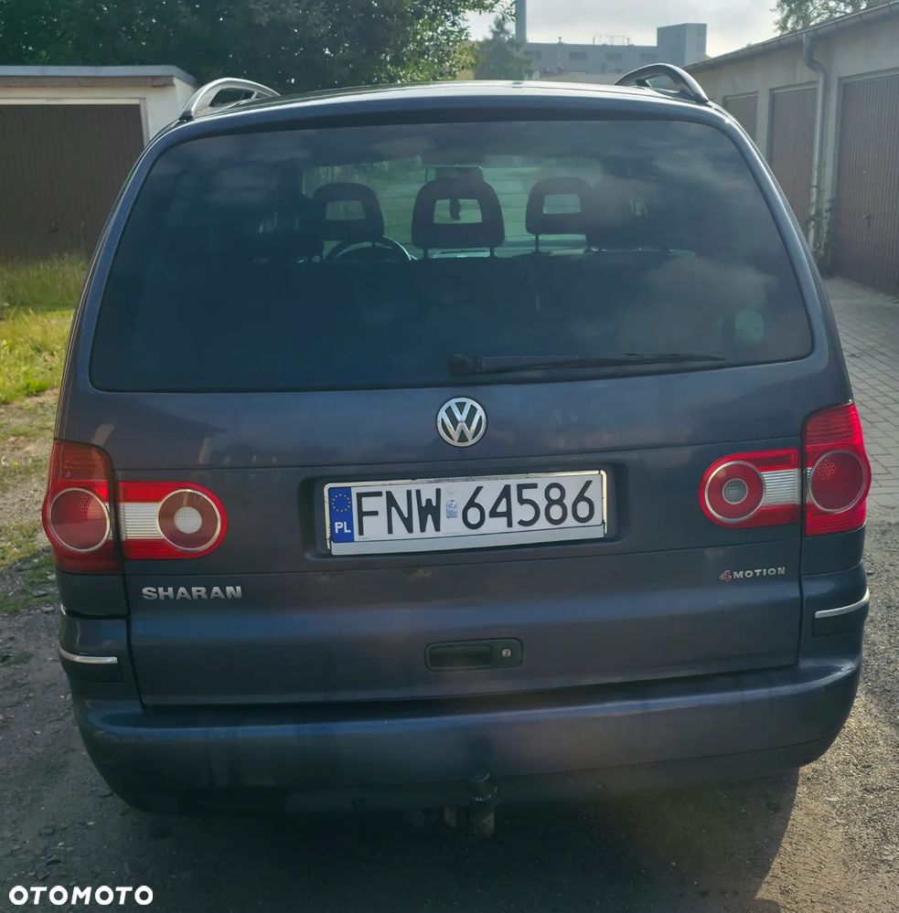 Volkswagen Sharan 1.9 TDI Highline 4Mot - 5