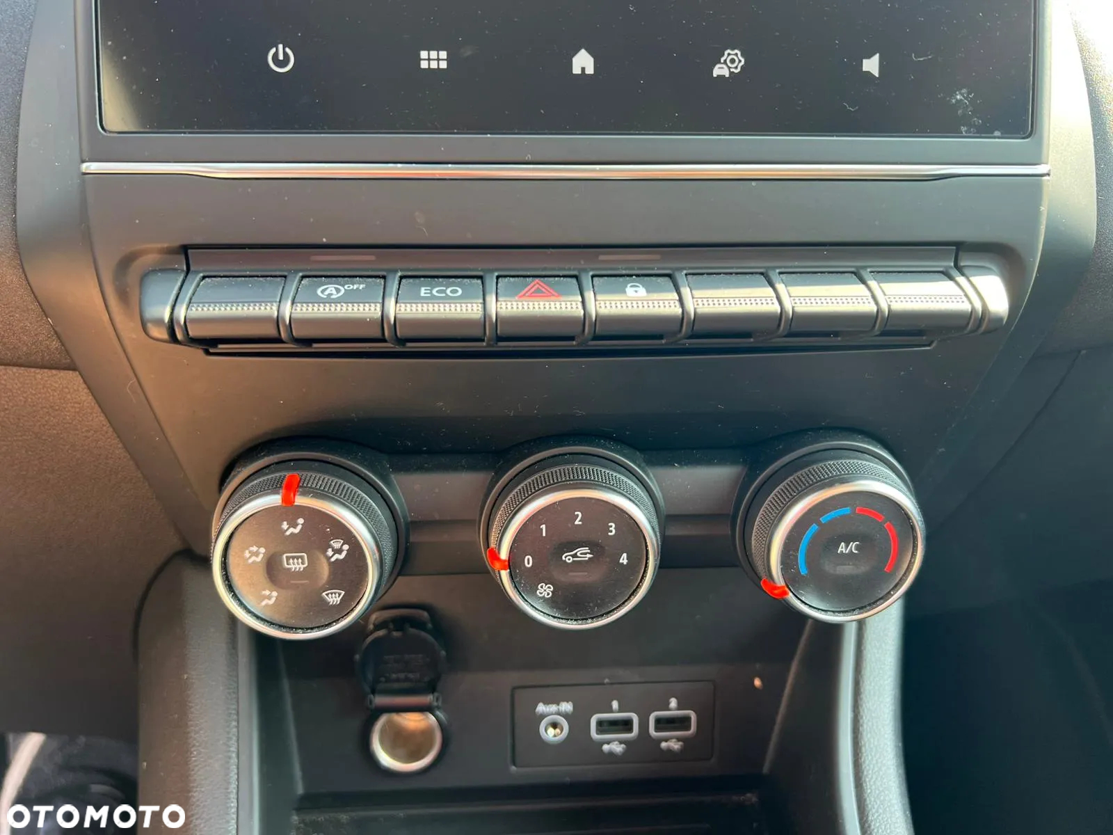Renault Captur TCe 100 EXPERIENCE - 18