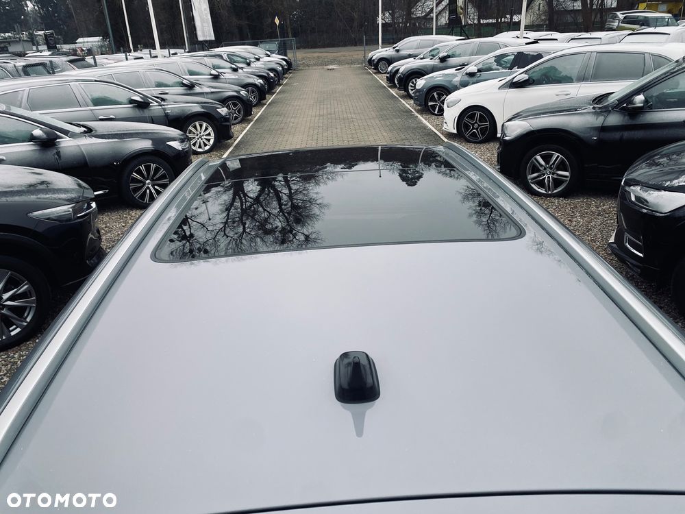 Volkswagen Passat Alltrack 2.0 TDI SCR DSG 4Motion - 24