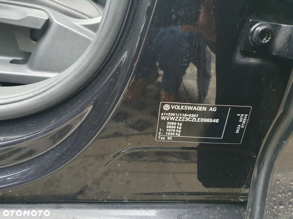 Volkswagen Passat 2.0 TSI Elegance DSG - 24