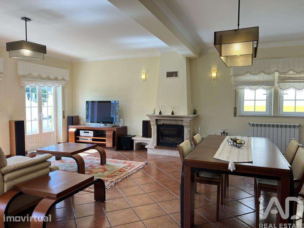 Casa / Villa T4 em Ponte do Rol de 207,00 m2 - Grande imagem: 2/23