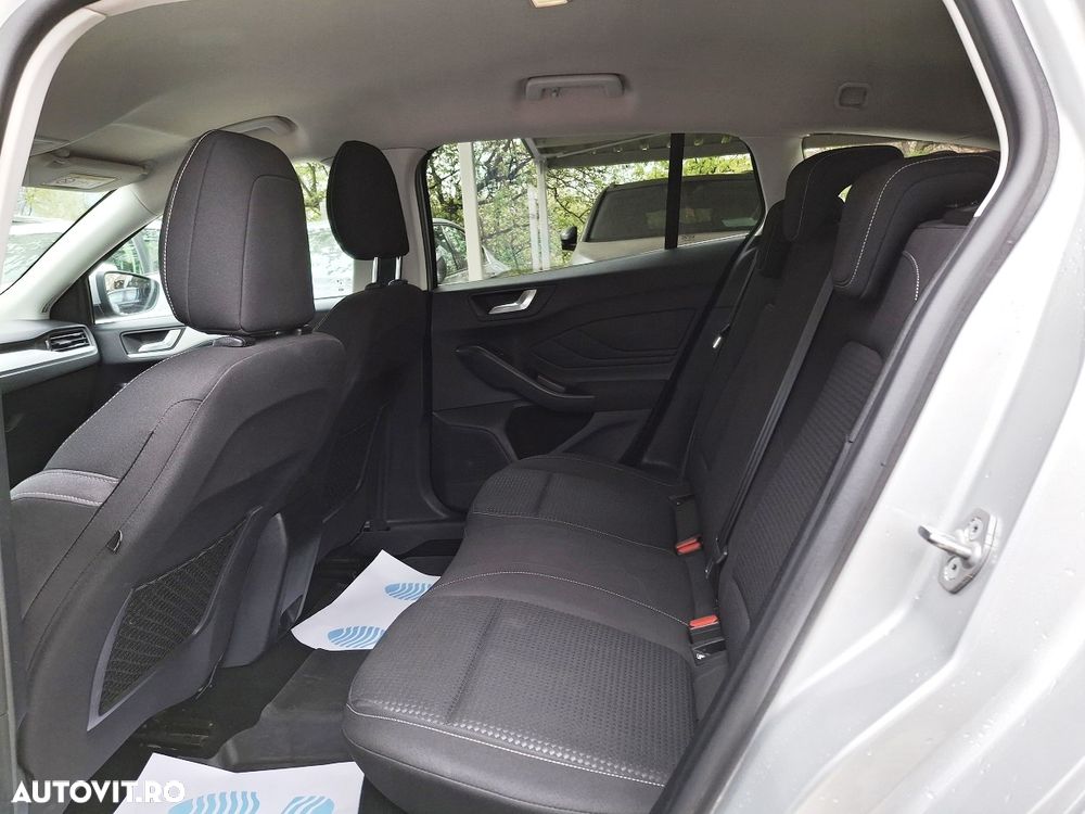 Ford Focus 1.5 EcoBlue Connected - 9