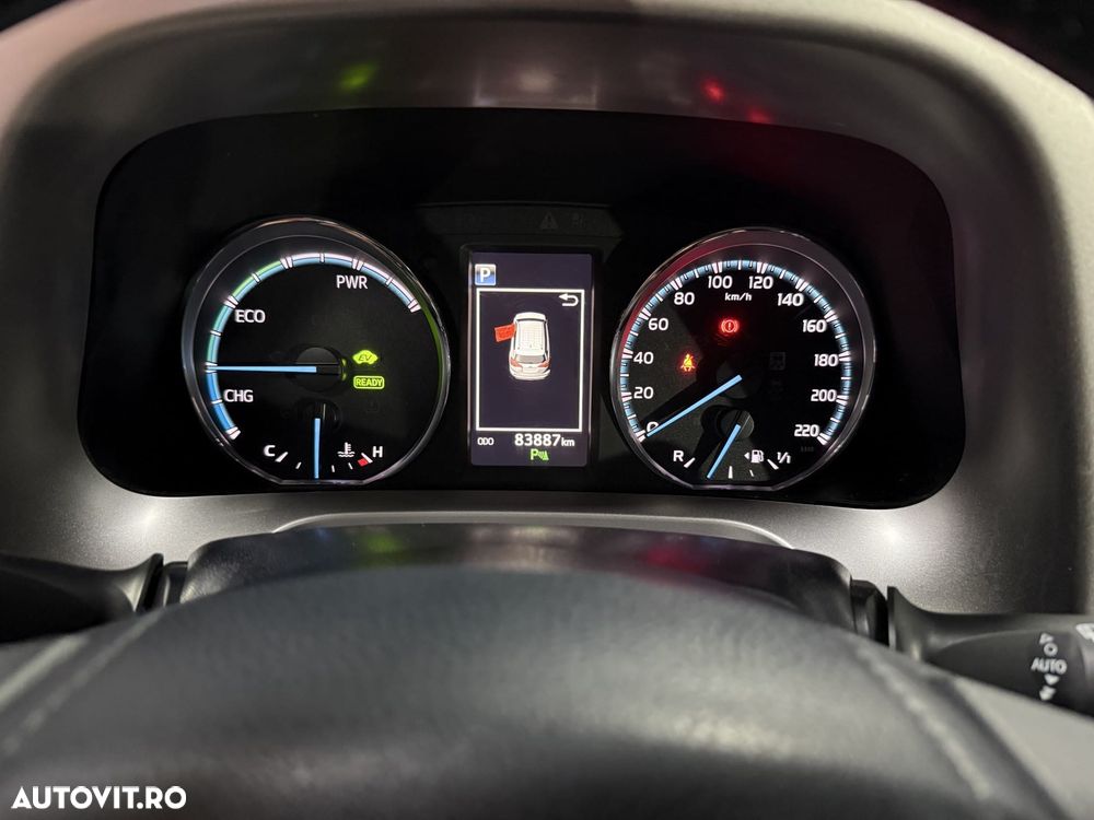 TOYOTA RAV4 2018 — imagine 3