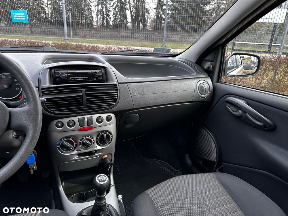 Fiat Punto - 19