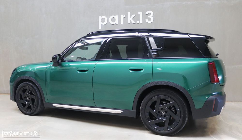 MINI Countryman E Favoured L - 35