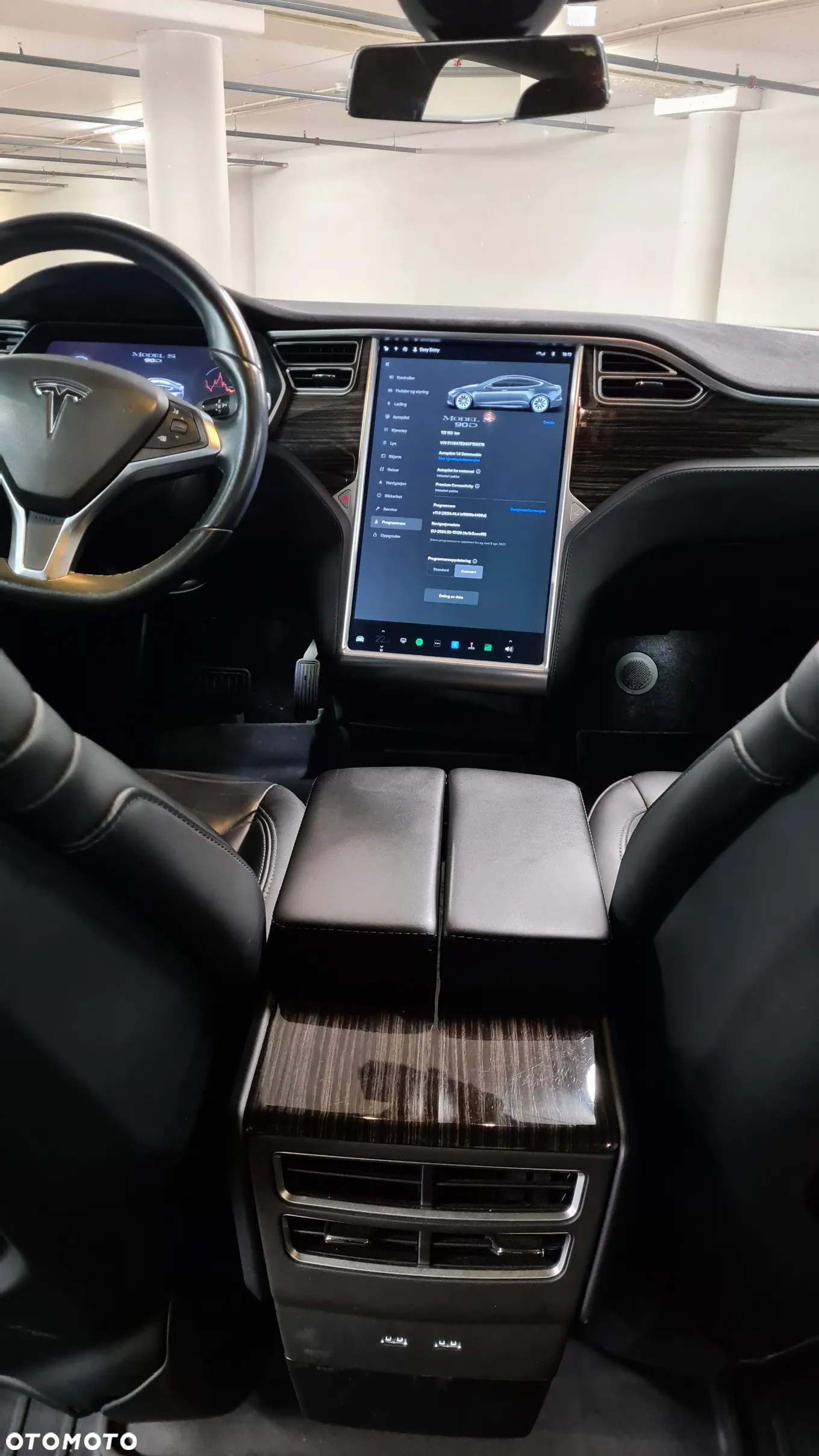 Tesla Model S - 17