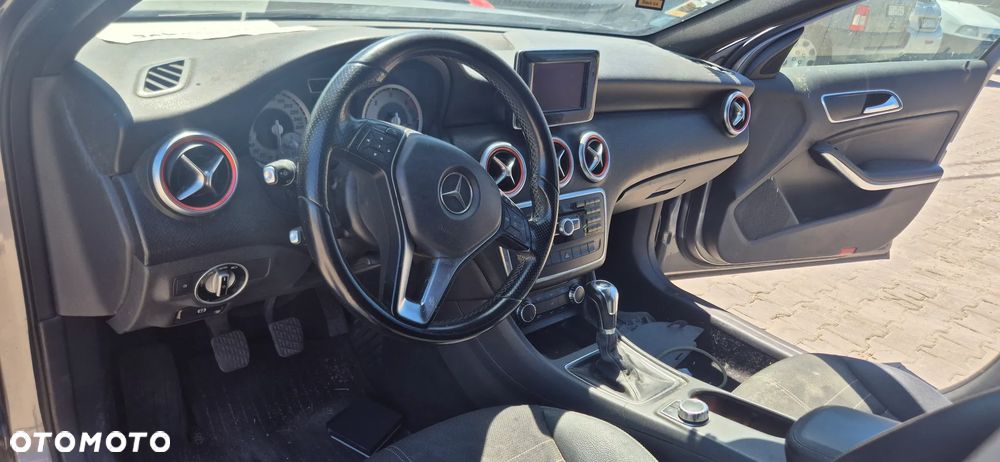 Mercedes-Benz Klasa A 200 CDI - 17
