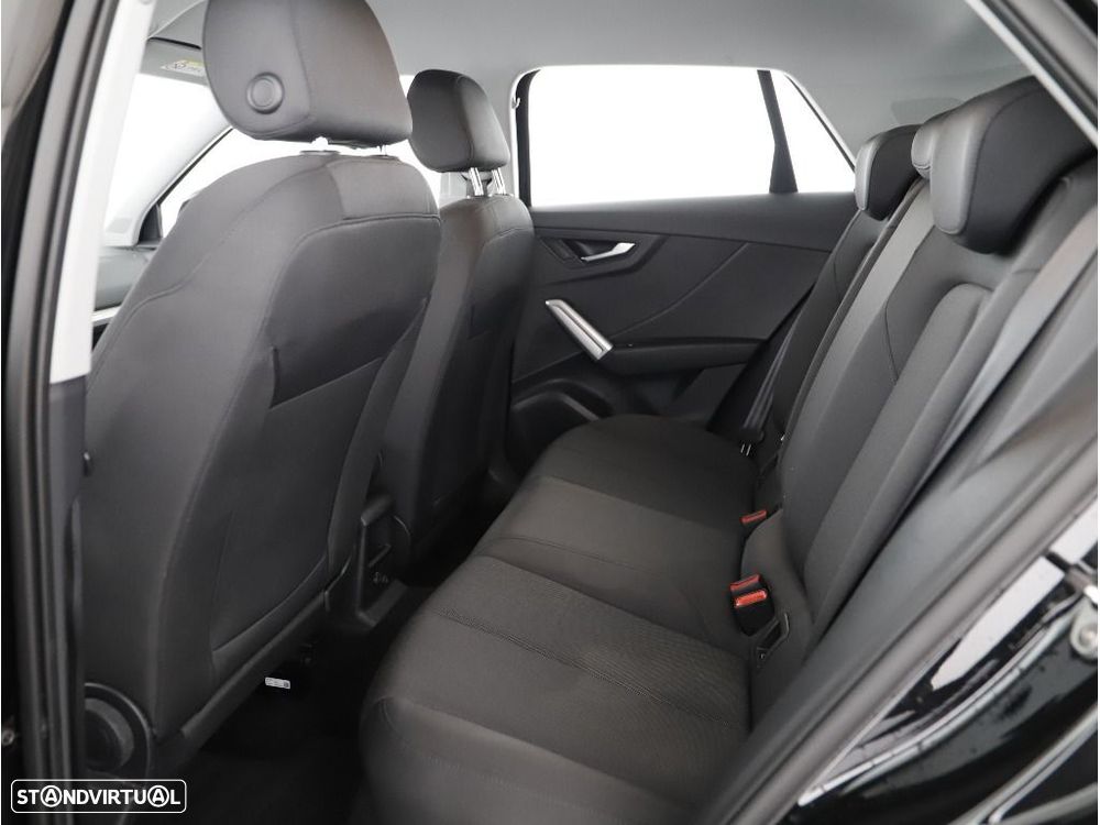 Audi Q2 35 TFSI Advanced S tronic — fotografia 8