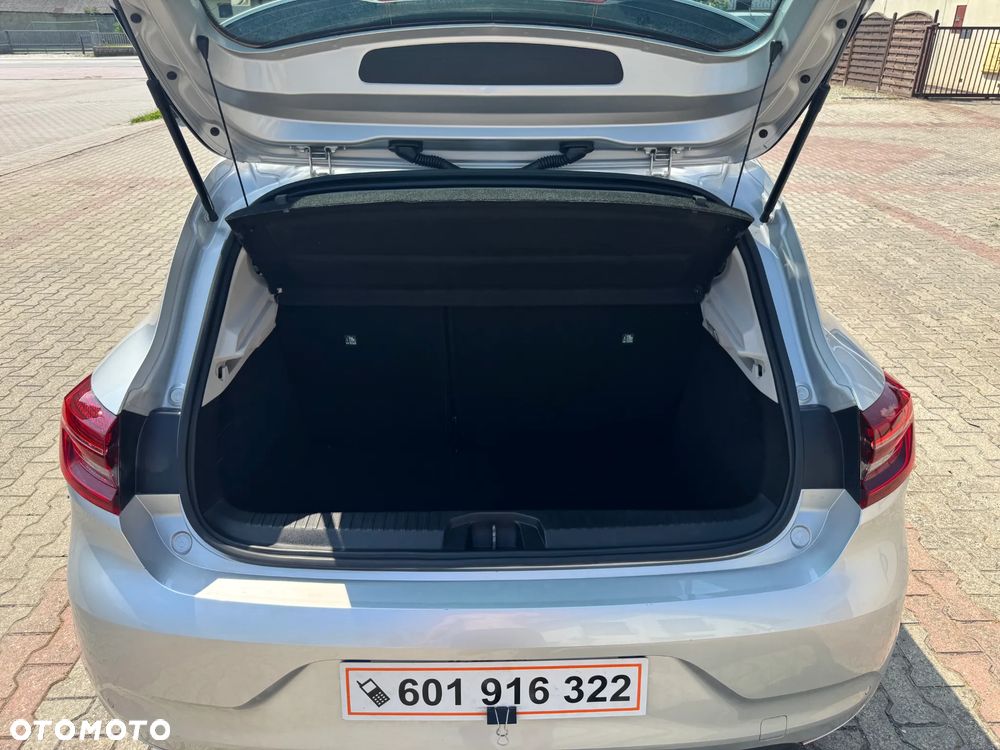 Renault Clio - 9