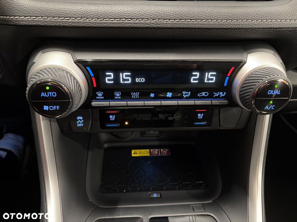 Toyota RAV4 - 18