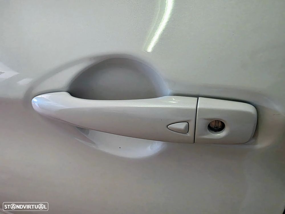 Nissan Qashqai 1.5 dCi N-Connecta Led - 10