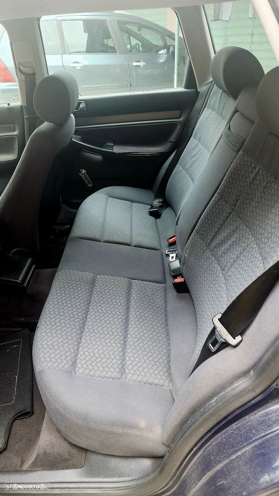 Audi A4 Avant - 6