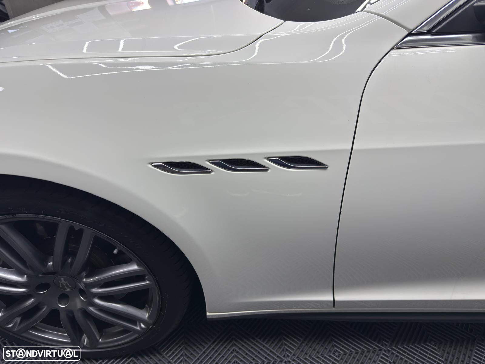 Maserati Ghibli 3.0 V6 - 14