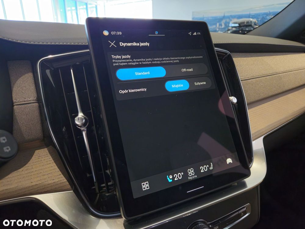 Volvo XC 90 - 24