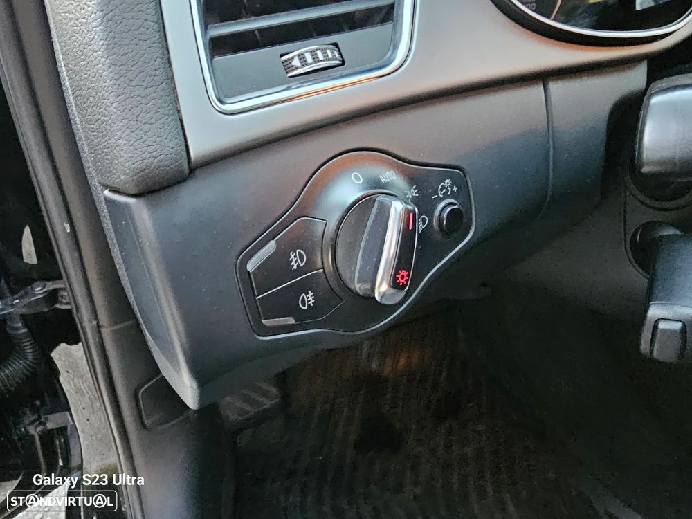 Audi A4 Avant 2.0 TDi - 16