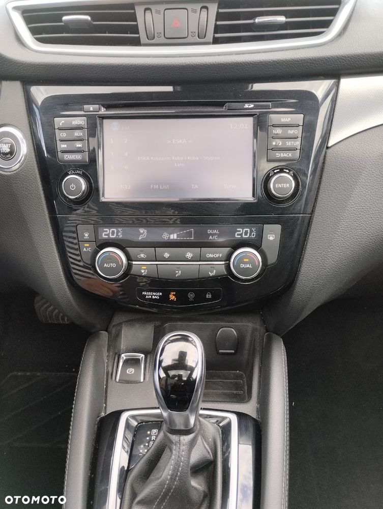 Nissan Qashqai 1.6 DCi Visia Xtronic EU6 - 32
