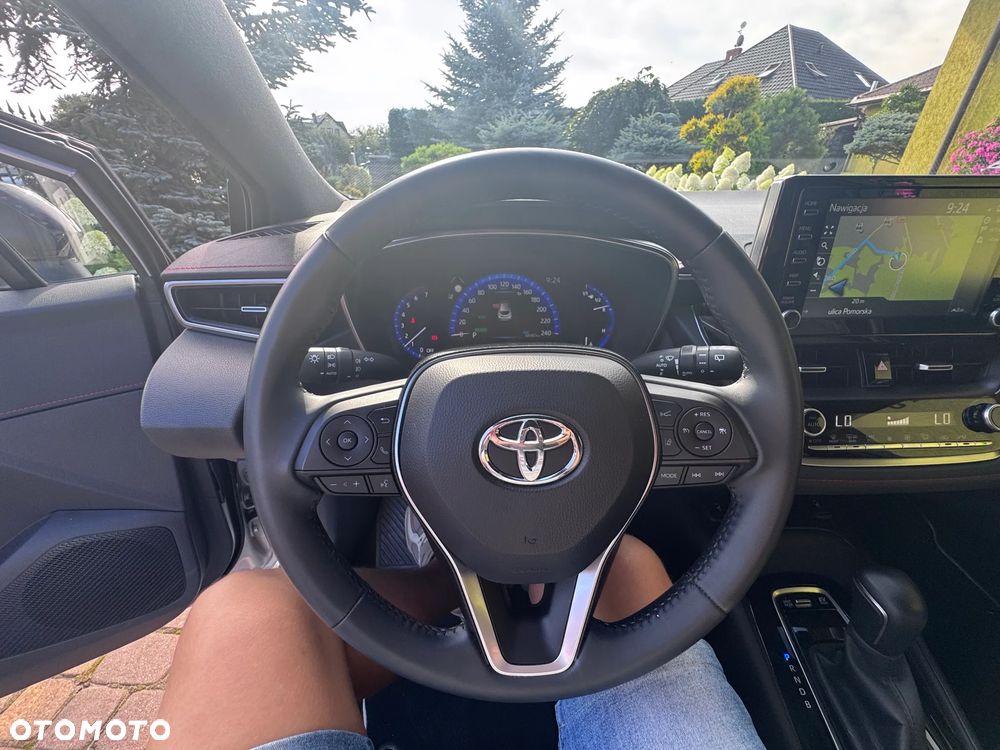 Toyota Corolla 1.8 Hybrid Selection - 13