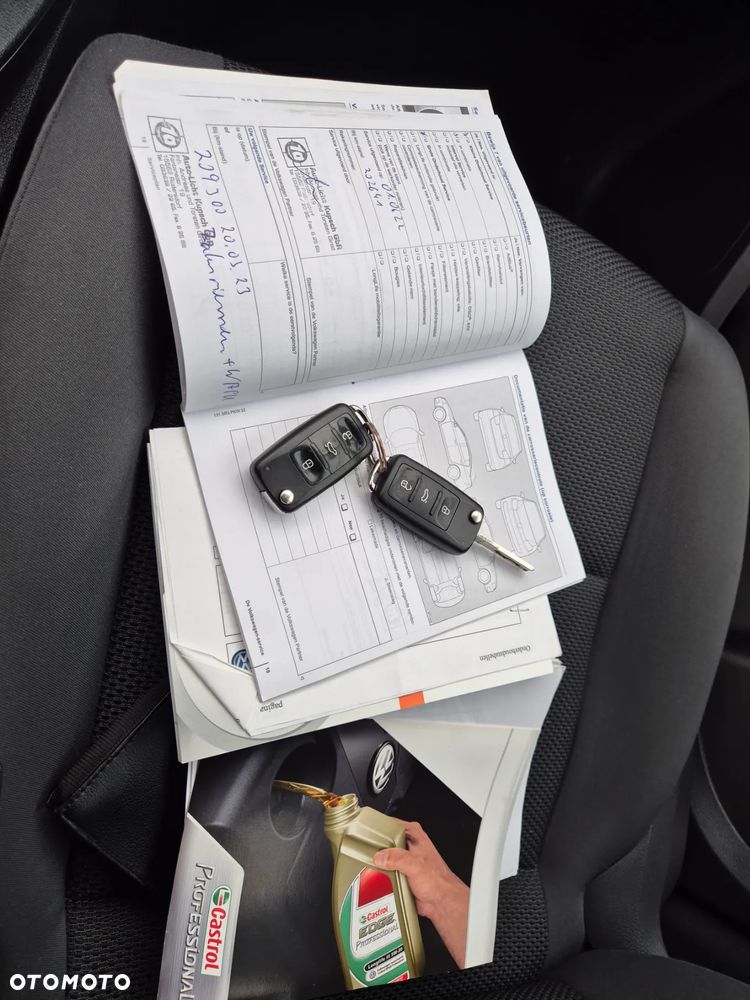 Volkswagen Touran 1.6 TDI DPF BlueMotion Technology DSG Comfortline - 40