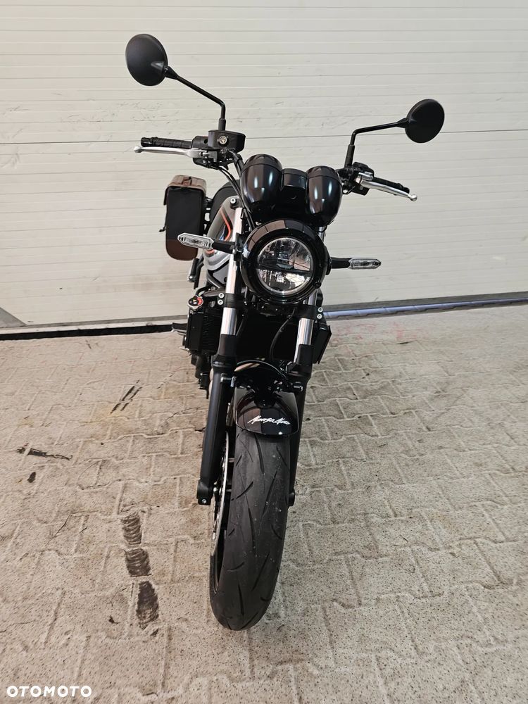 Kawasaki Z 650 RS - 14