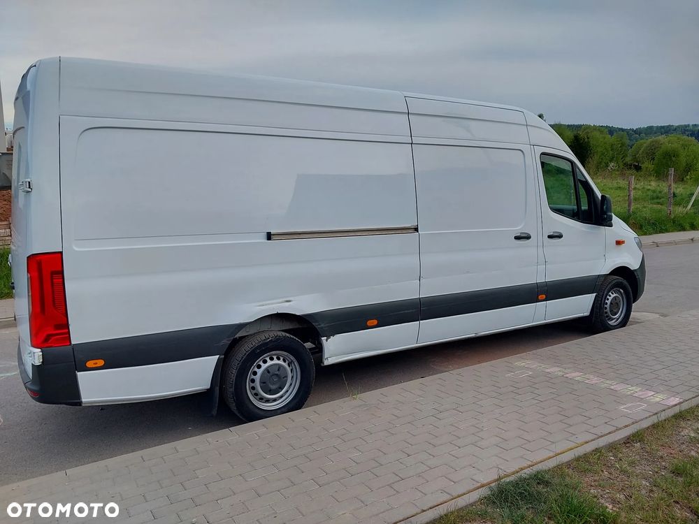 Mercedes-Benz Sprinter - 6
