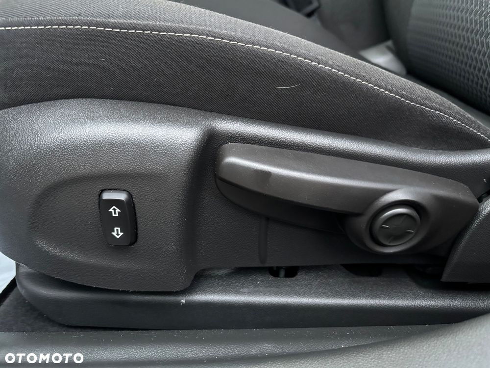 Opel Insignia 2.0 CDTI Business Elegance S&S - 21