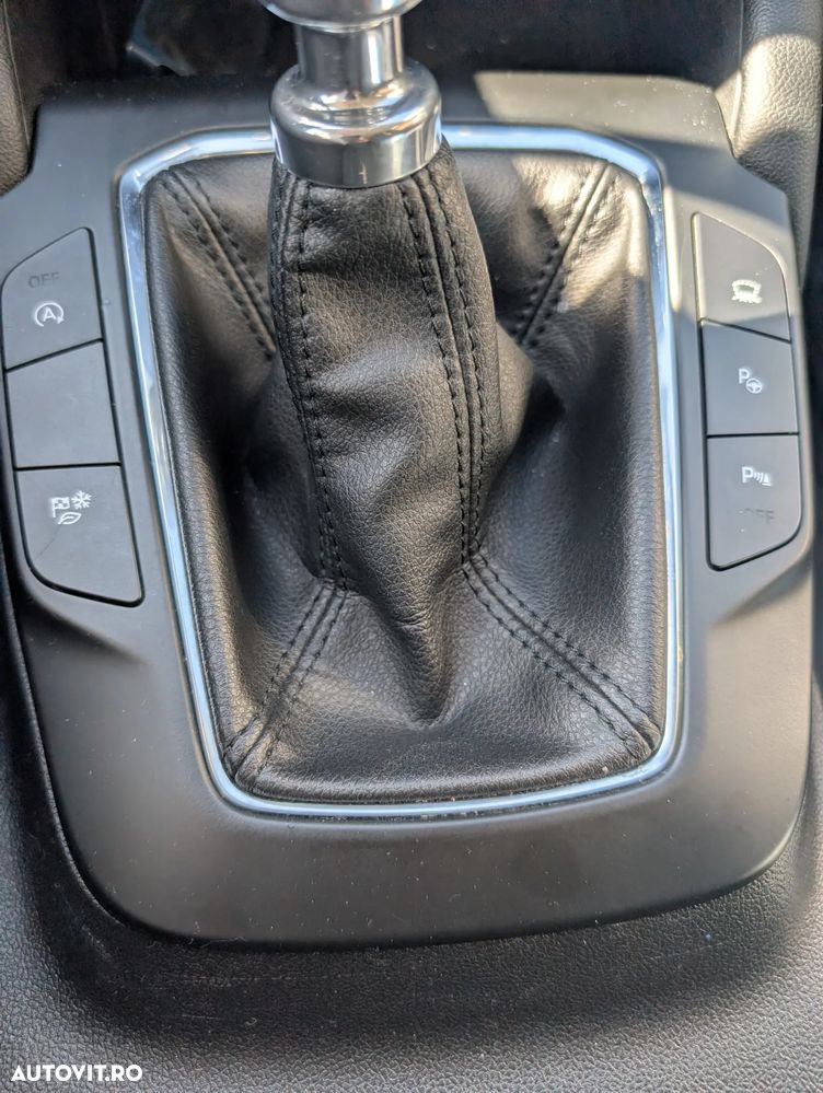 Ford Kuga 1.5 EcoBlue FWD Titanium X - 23