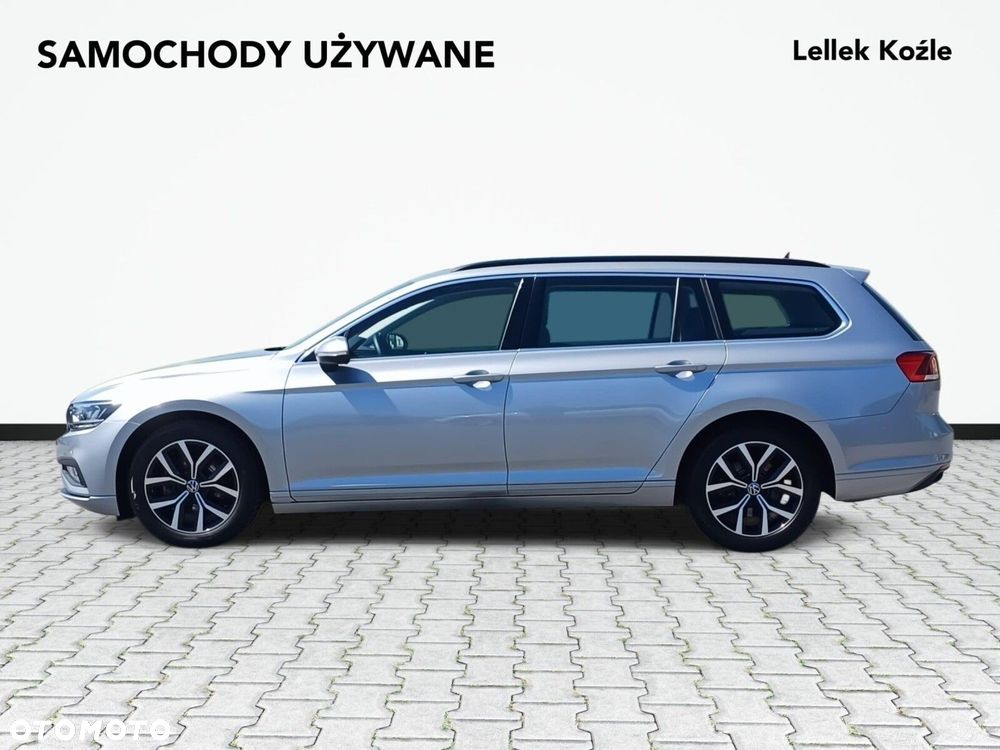 Volkswagen Passat - 2
