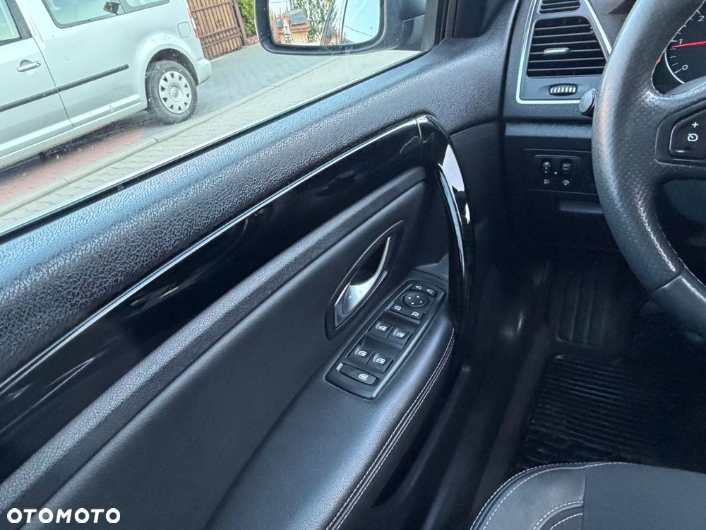 Renault Laguna dCi 150 FAP Start-Stop Bose Edition - 34
