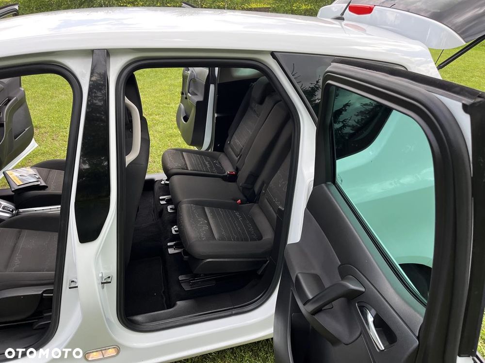 Opel Meriva - 8