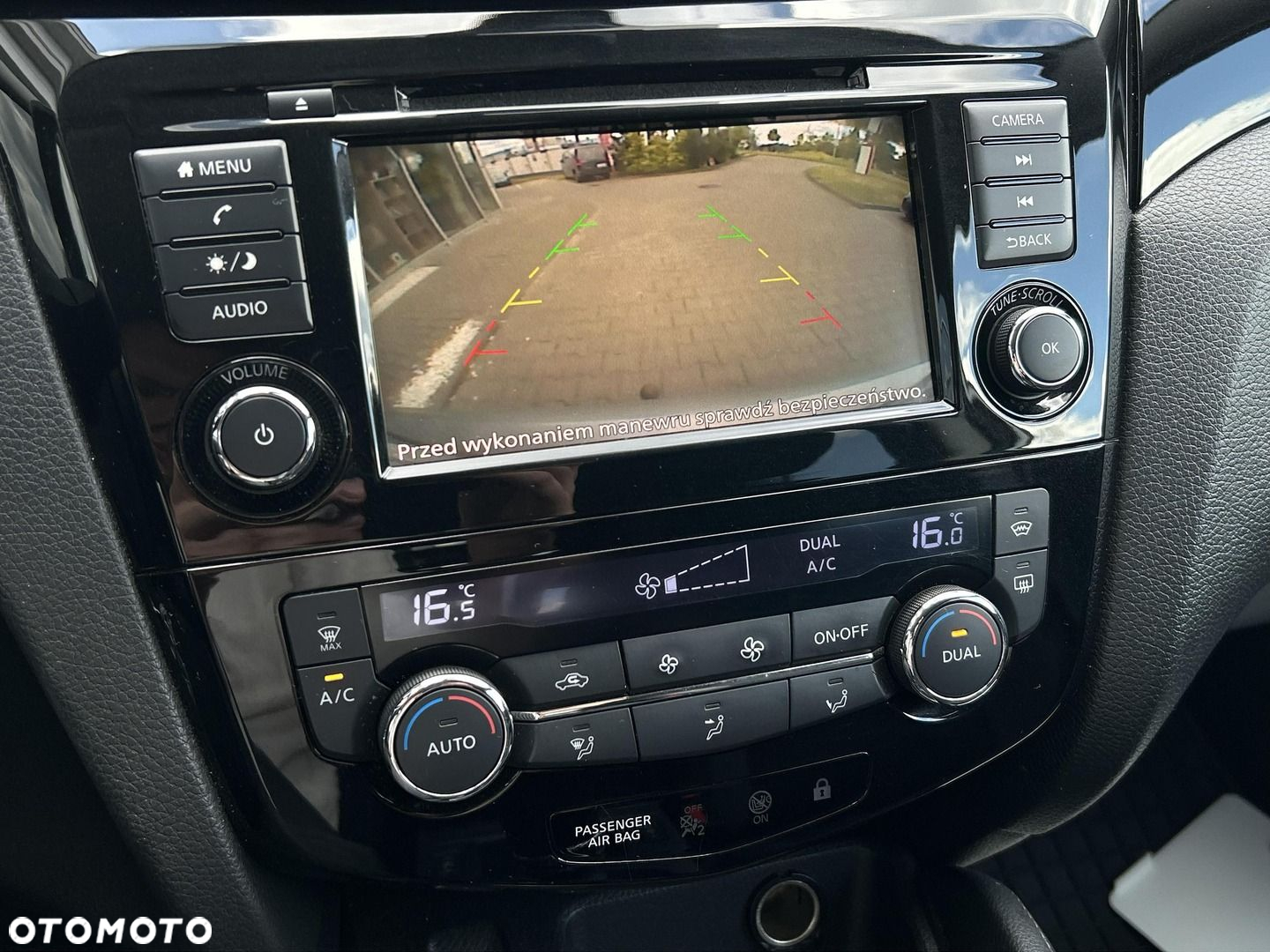 Nissan Qashqai 1.3 DIG-T Visia - 17