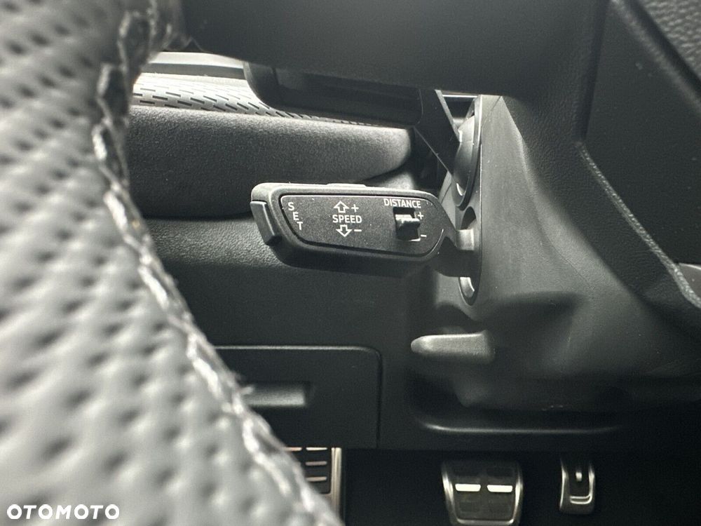 Audi Q5 Sportback - 16