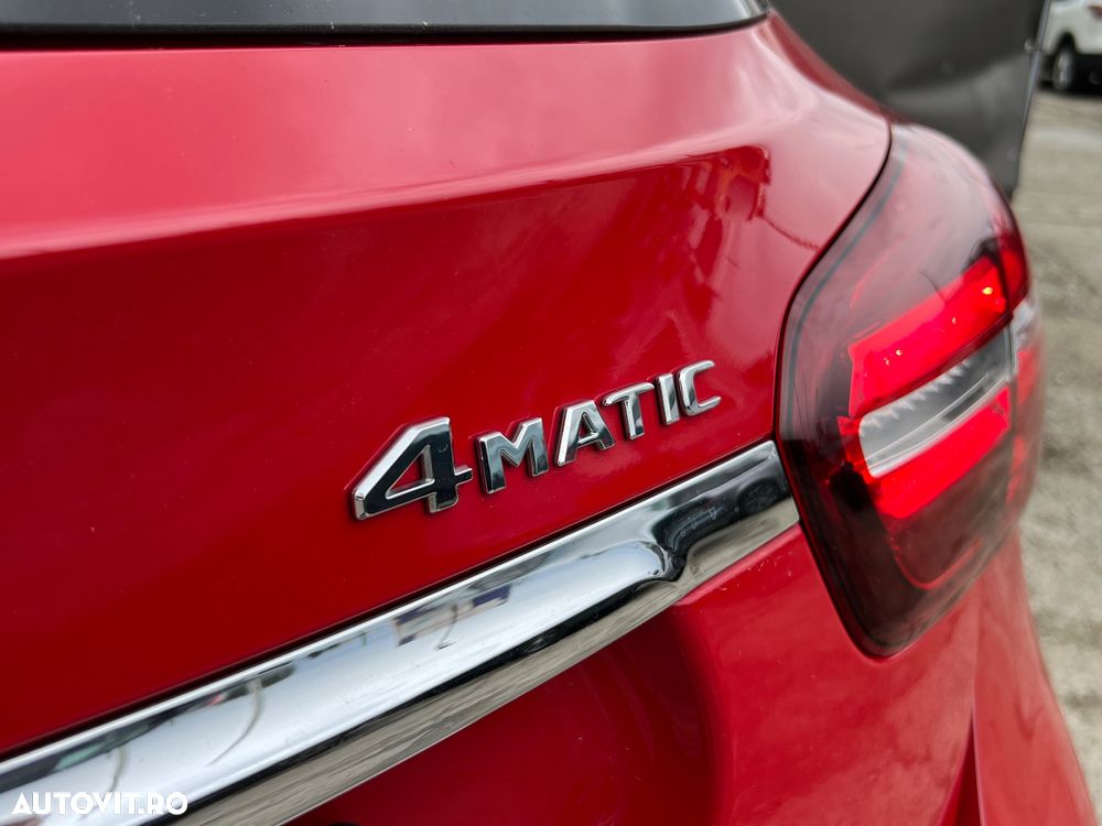 Mercedes-Benz GLA 220 d 4Matic 7G-DCT Style - 29