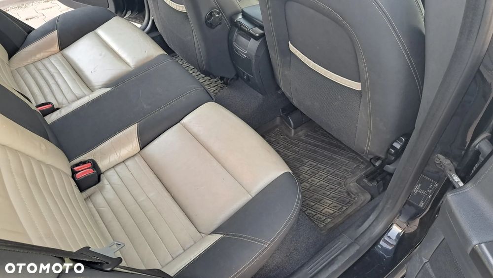 Volvo V50 D2 - 12