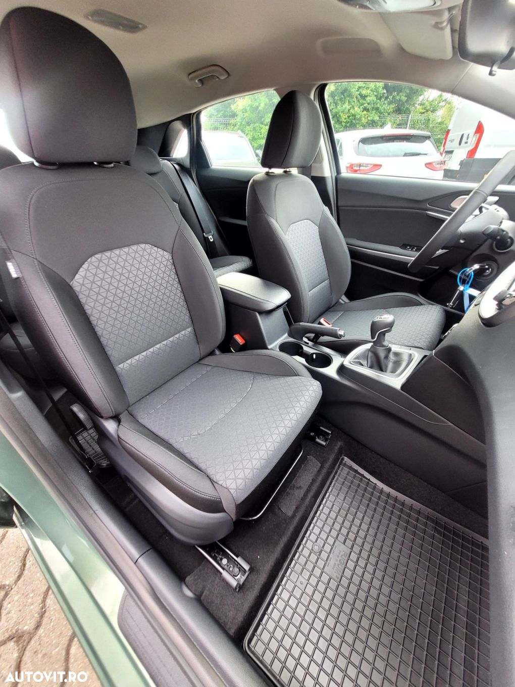 Kia Ceed - 18