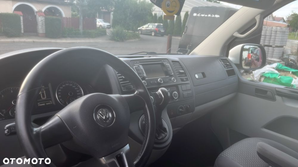Volkswagen Transporter - 8