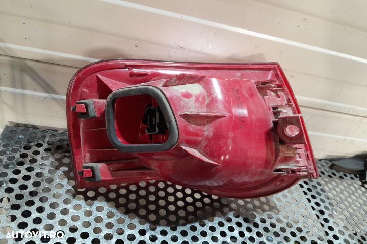 Lampa / Tripla stop dreapta pe aripa COMBI 3C9945096N Volkswagen VW P - 5