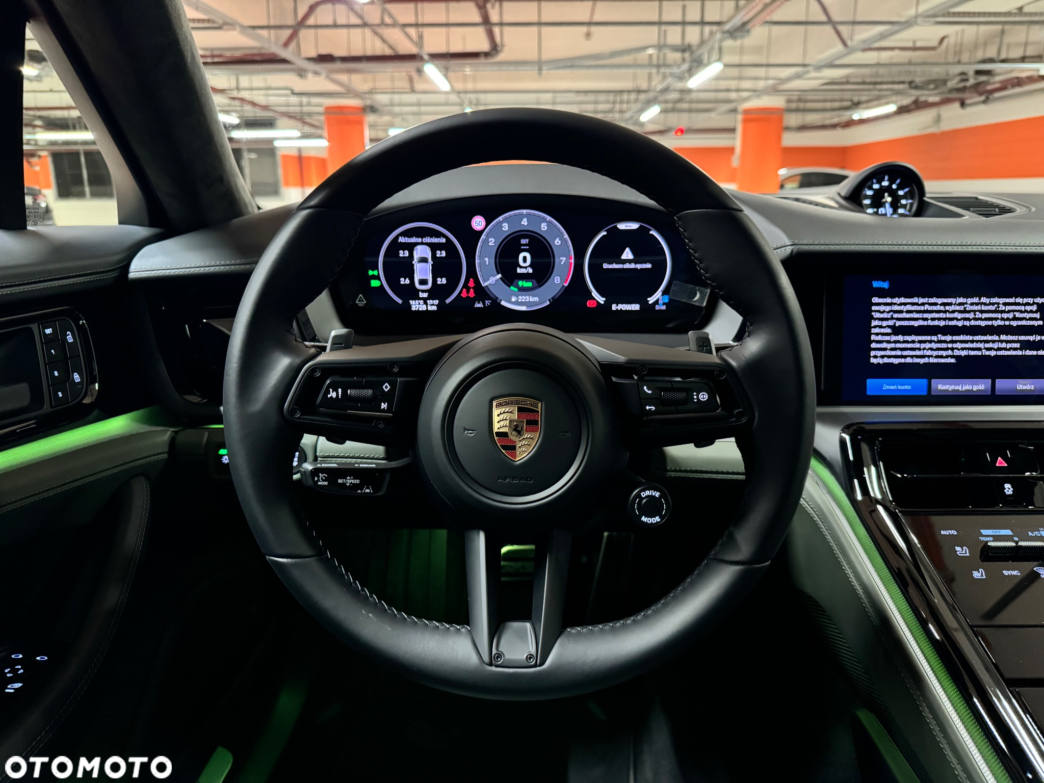 Porsche Panamera - 16