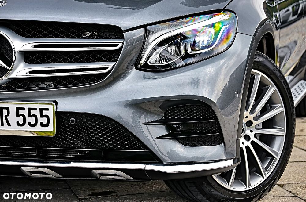 Mercedes-Benz GLC 250 4Matic 9G-TRONIC AMG Line - 13