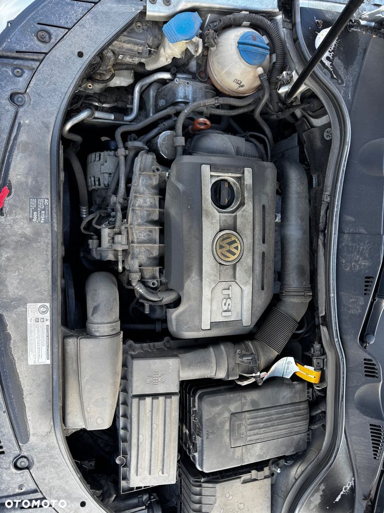 Volkswagen Passat 1.8 TSI Comfortline - 14