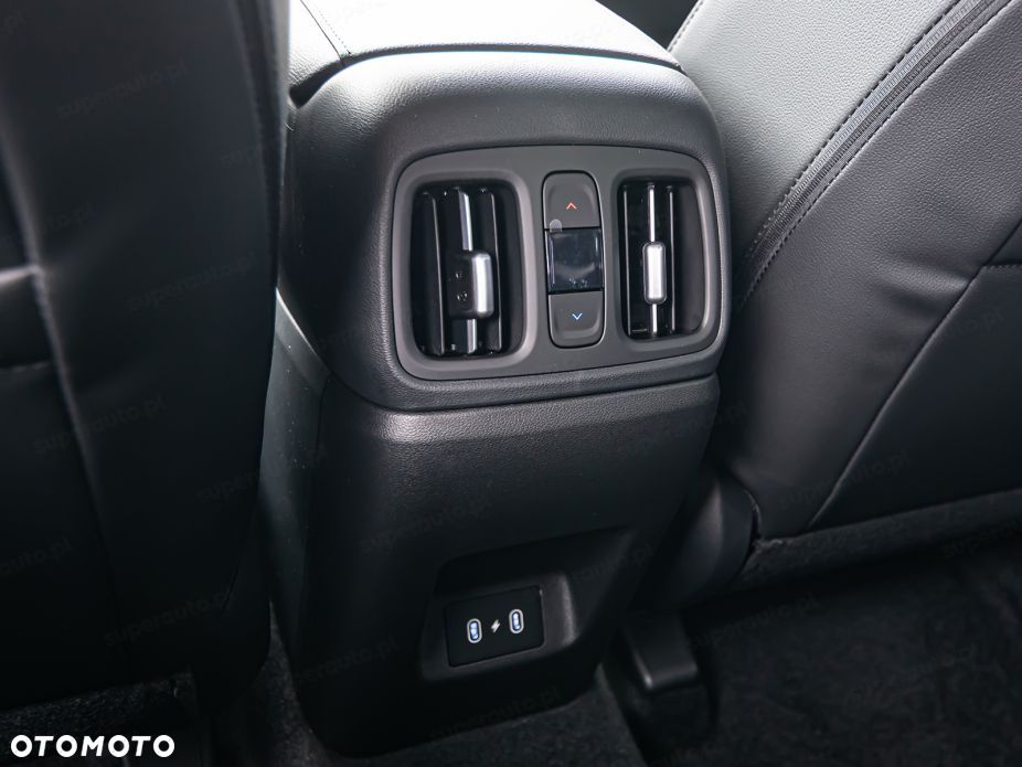 Hyundai Tucson 1.6 T-GDi HEV Executive 2WD - 19