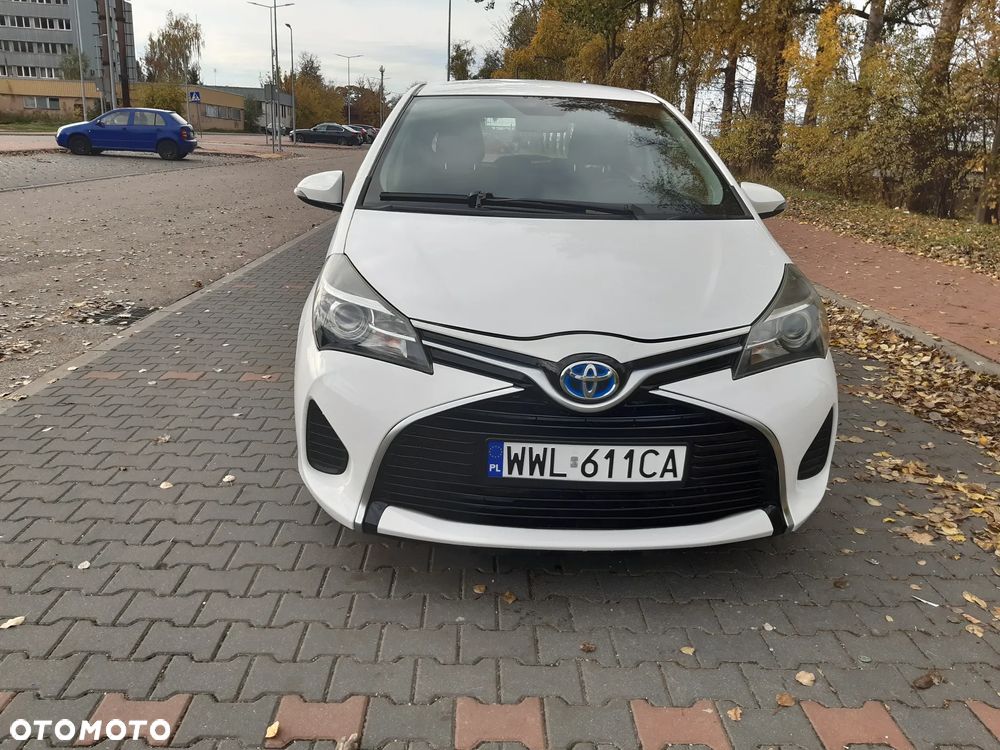 Toyota Yaris 1.5 VVT-i Comfort mit Design Paket - 8