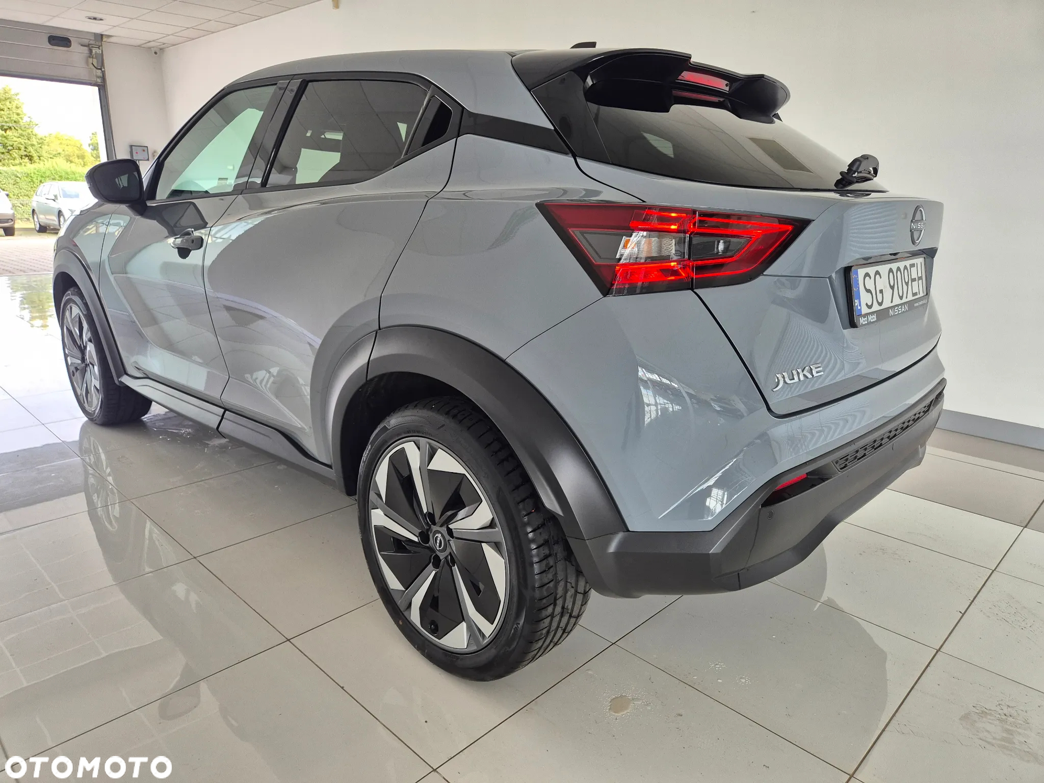 Nissan Juke 1.0 DIG-T N-Connecta DCT - 5