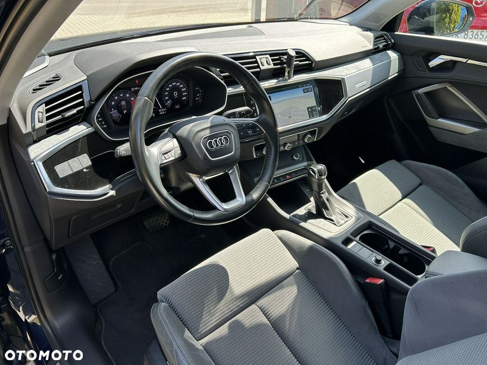 Audi Q3 35 TFSI S tronic - 16