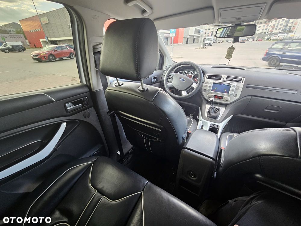 Ford Kuga 2.0 TDCi Titanium - 2