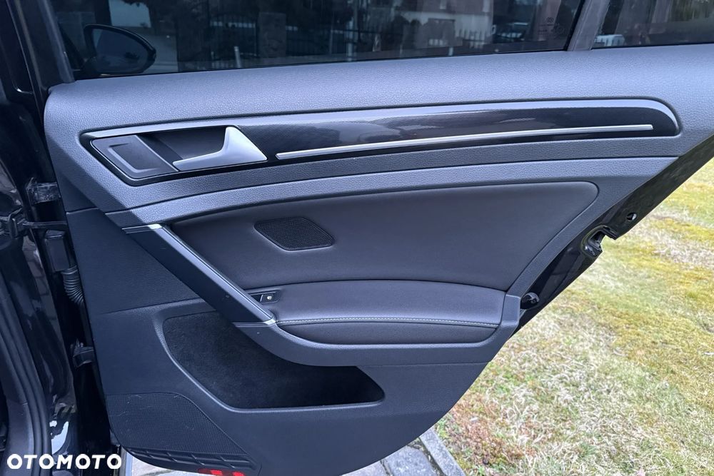 Volkswagen Golf GTD 2.0 TDI SCR DSG - 37