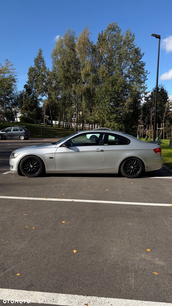 BMW Seria 3 320i - 7