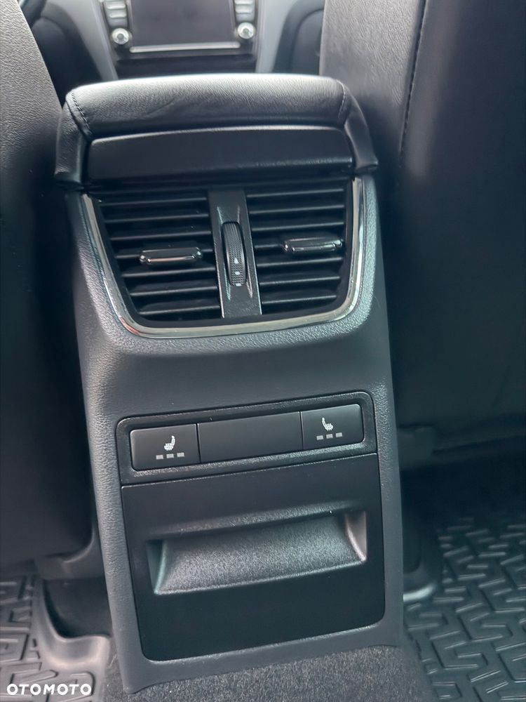 Skoda Octavia - 30