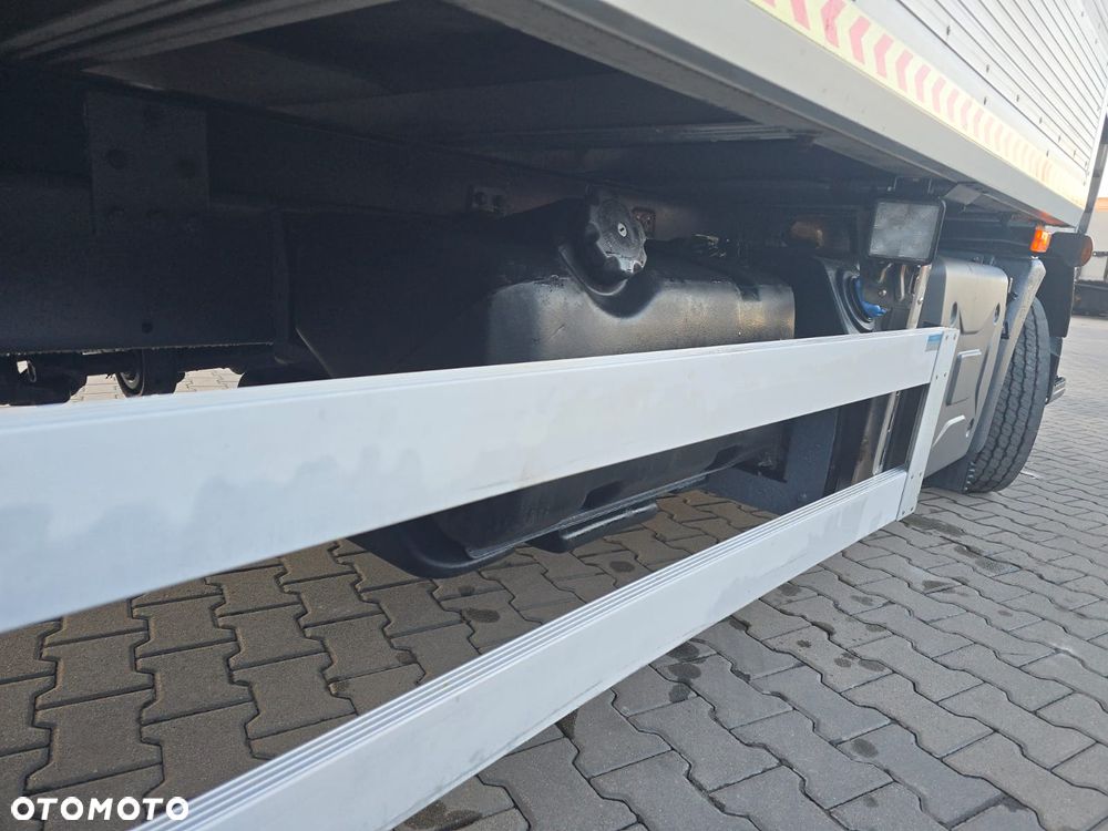 Renault D12 240 - 35