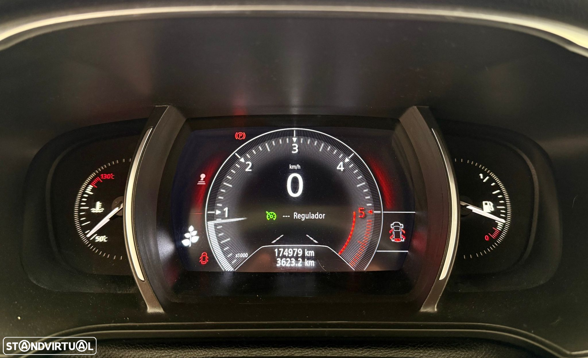 Renault Mégane Sport Tourer - 16
