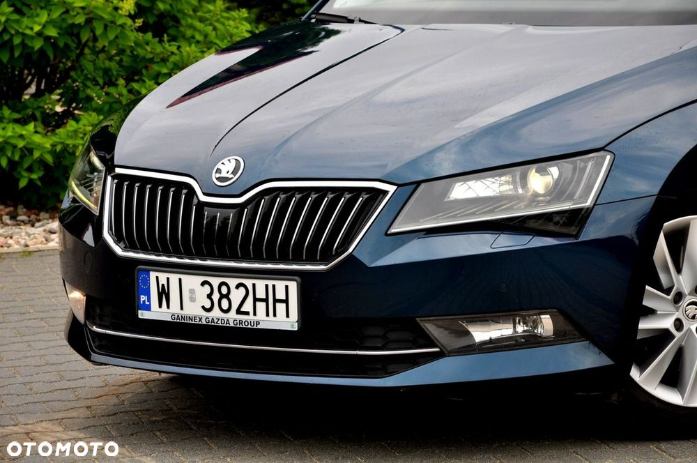 Skoda Superb 2.0 TDI SCR 4x4 Style DSG - 5